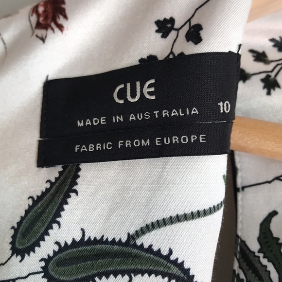 Cue | Black/White/Floral Dress | Size 10 - Picture 3 of 9